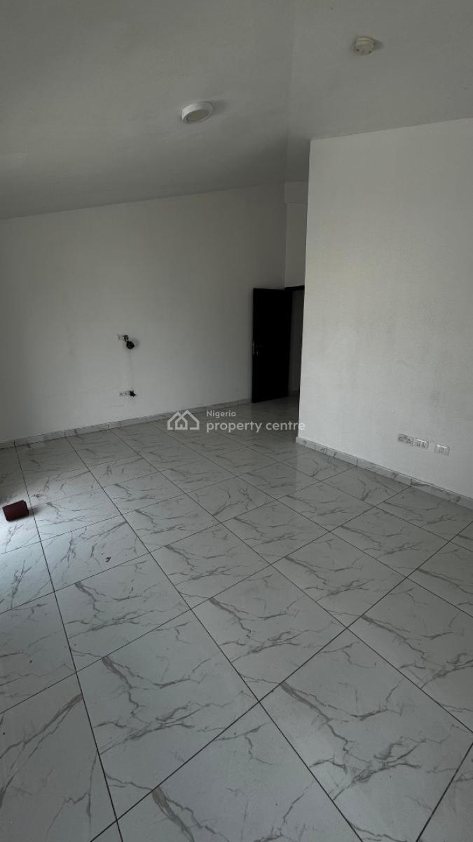Very Spacious 5 Bedroom Penthouse Apartment, Lekki Phase 1, Lekki, Lagos, Flat / Apartment for Rent