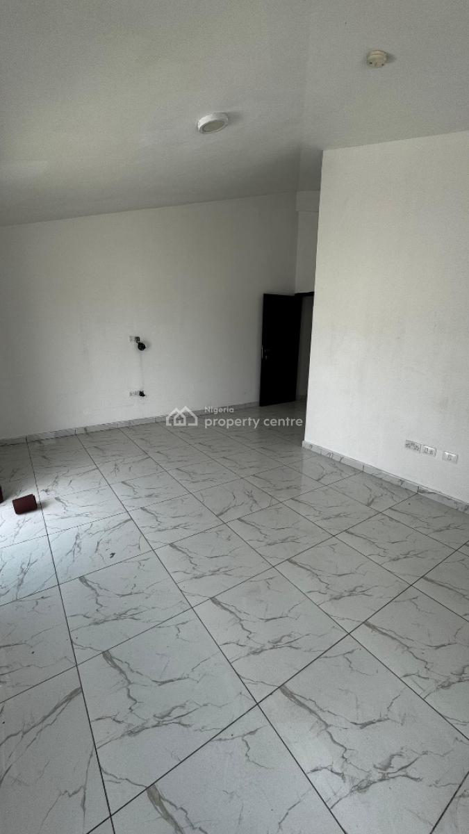 Very Spacious 5 Bedroom Penthouse Apartment, Lekki Phase 1, Lekki, Lagos, Flat / Apartment for Rent