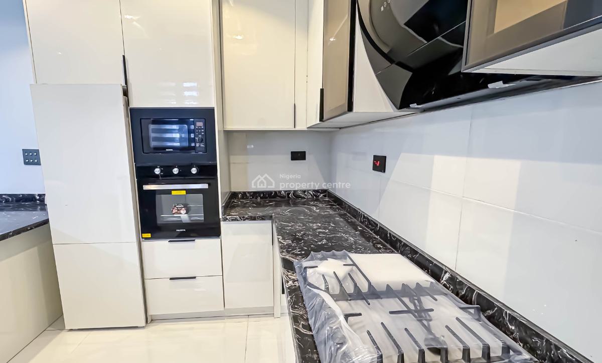 2 Bedroom, Off Kunsala Road, Ikate Elegushi, Lekki, Lagos, Flat / Apartment for Sale