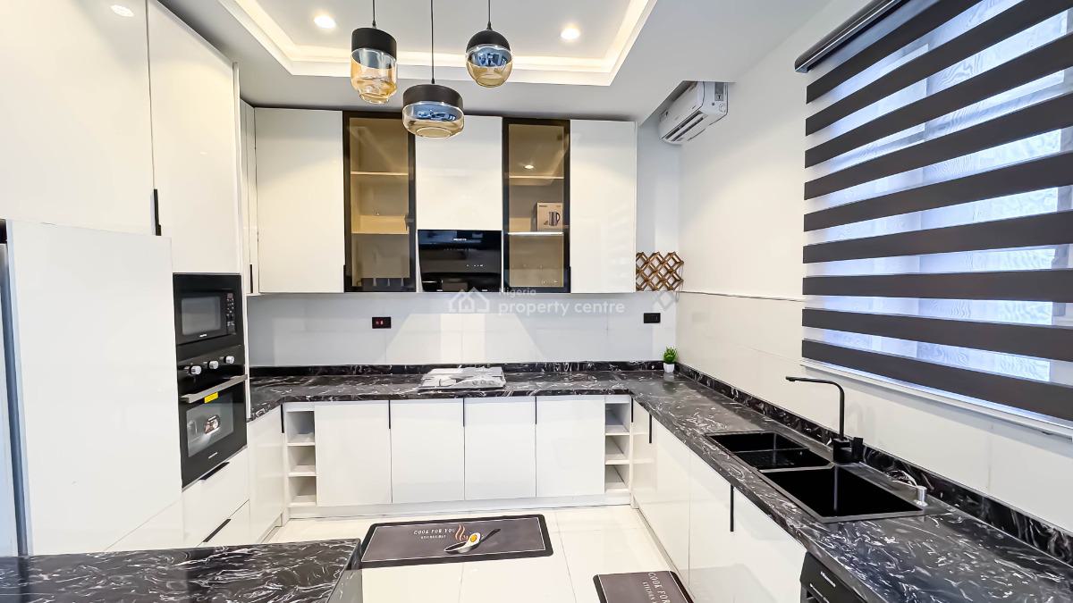 2 Bedroom, Off Kunsala Road, Ikate Elegushi, Lekki, Lagos, Flat / Apartment for Sale