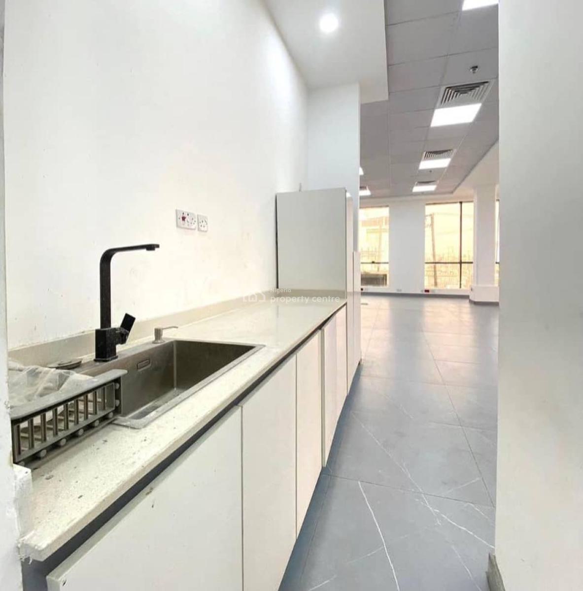 169sqm Premium Newly Built Commercial Office Complex, Admiralty Way, Lekki Phase 1, Lekki, Lagos, Office Space for Rent