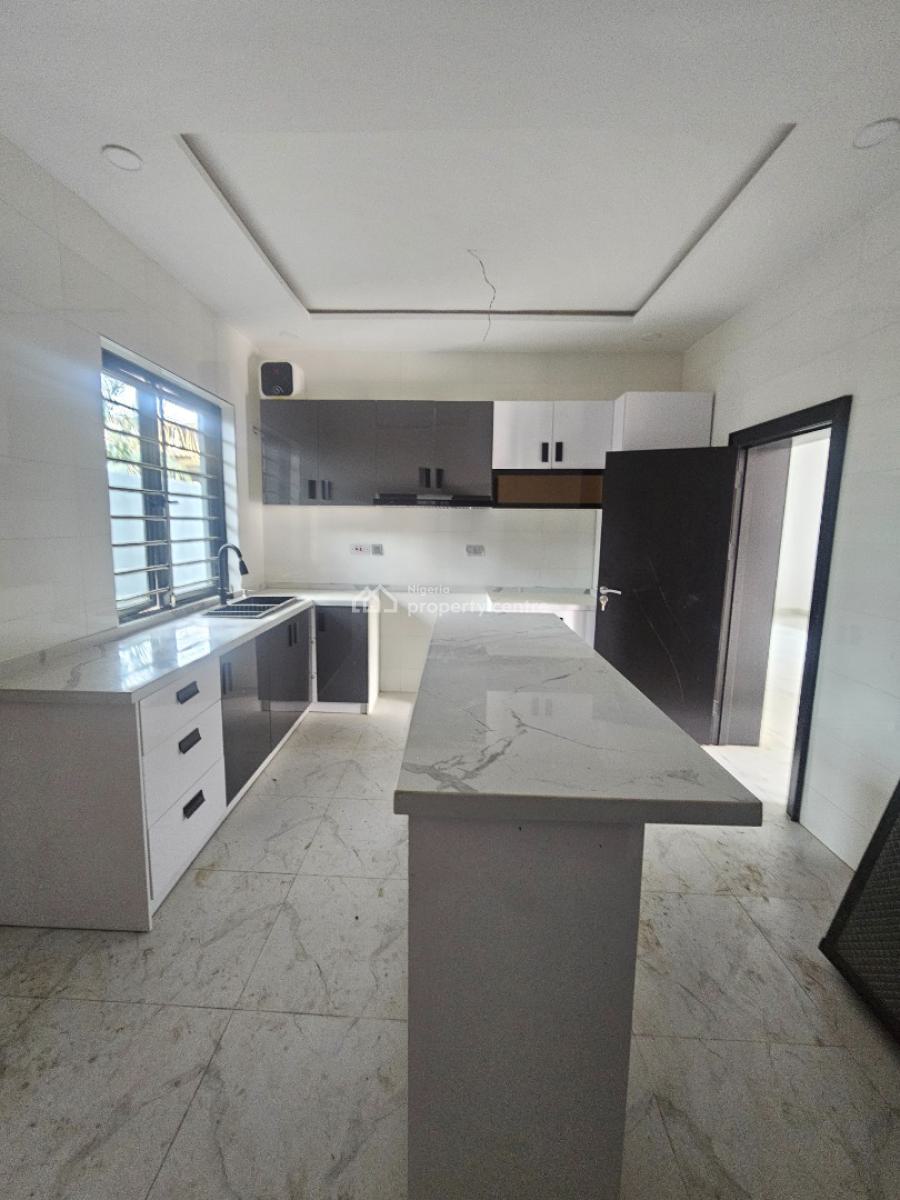 Spaciously Built 4 Bedroom Semi Detached Duplex with Bq, Ikeja Gra, Ikeja, Lagos, Semi-detached Duplex for Sale