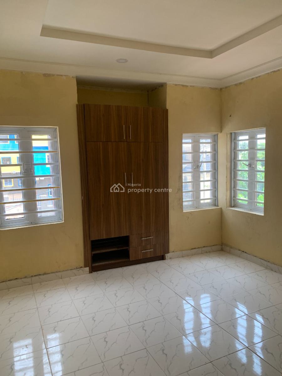 Luxury Extra Large Mini Flat with Dinning Space, Guest Toilet, Abijo Gra, Wealth Avenue, Ajah, Lagos, Mini Flat (room and Parlour) for Rent