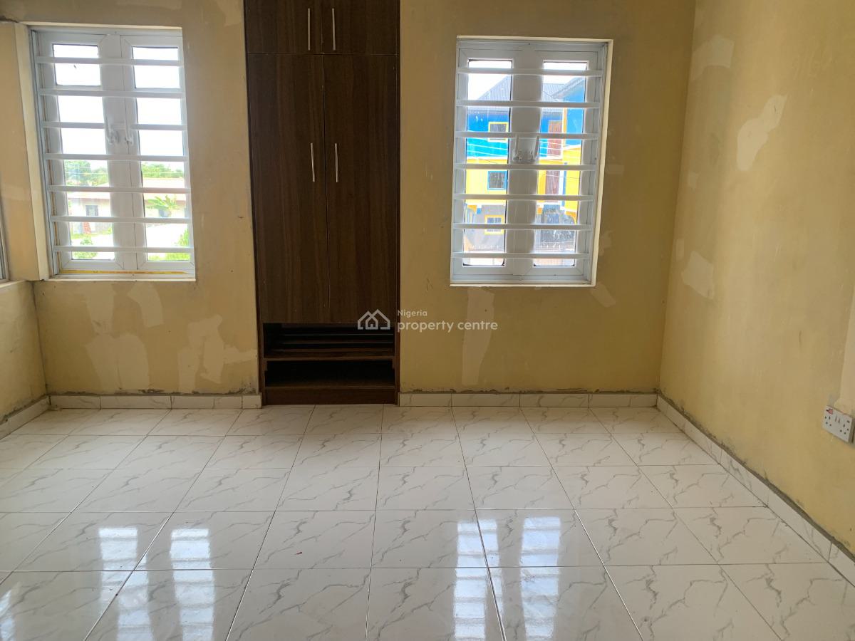 Luxury Extra Large Mini Flat with Dinning Space, Guest Toilet, Abijo Gra, Wealth Avenue, Ajah, Lagos, Mini Flat (room and Parlour) for Rent