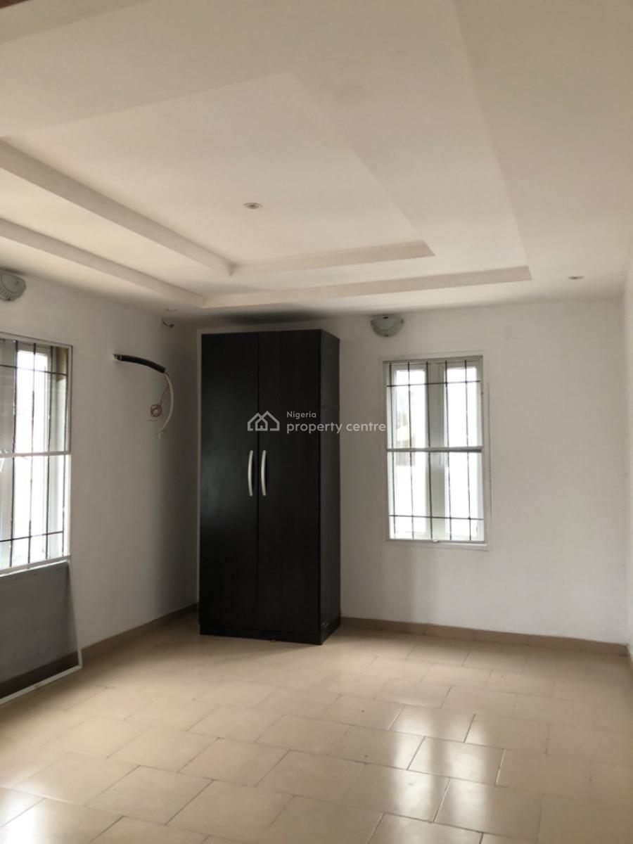 a Sharp and Spacious 2 Bedroom Apartment, Badore, Ajah, Lagos, Flat / Apartment for Rent