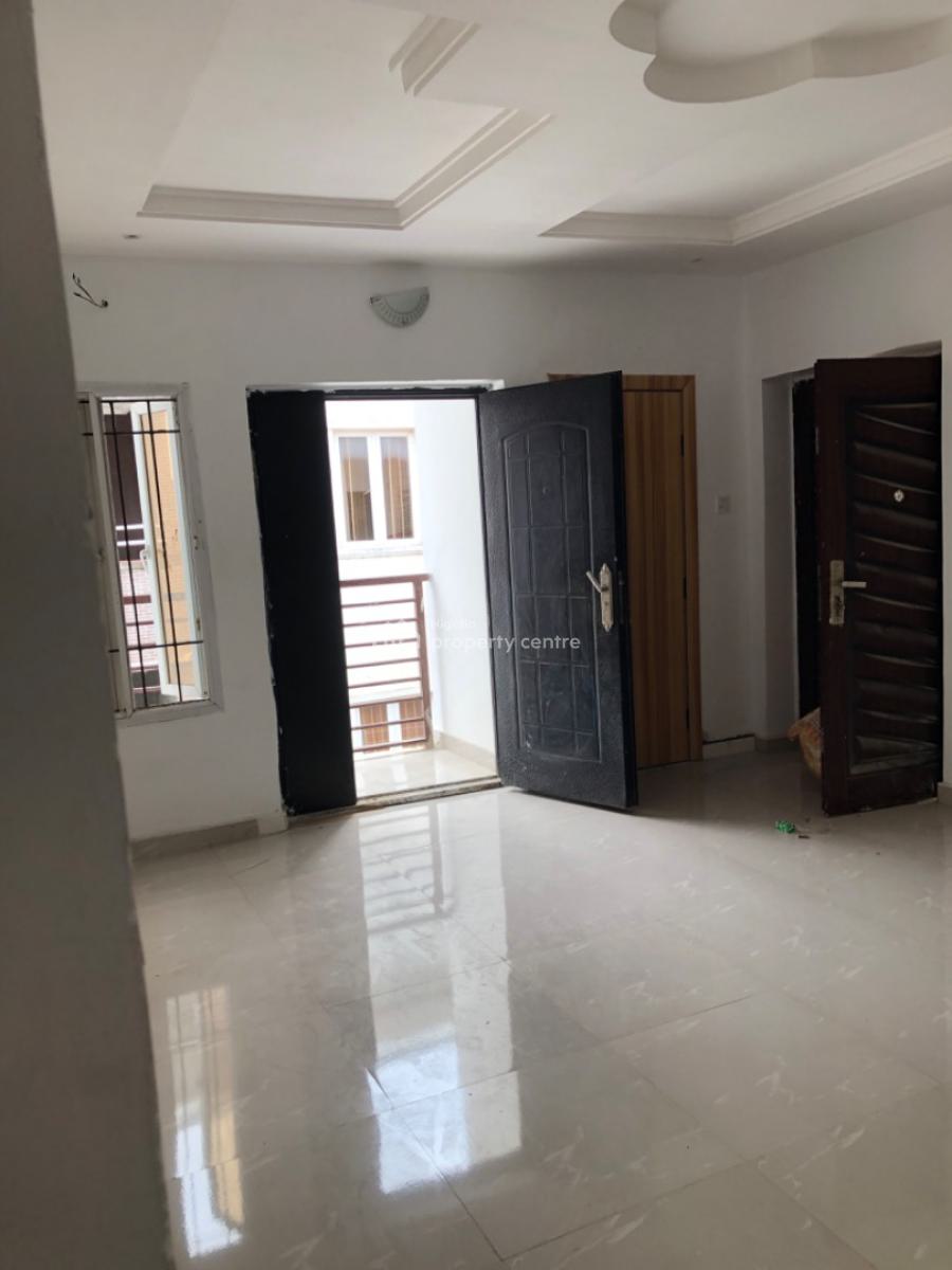 a Sharp and Spacious 2 Bedroom Apartment, Badore, Ajah, Lagos, Flat / Apartment for Rent