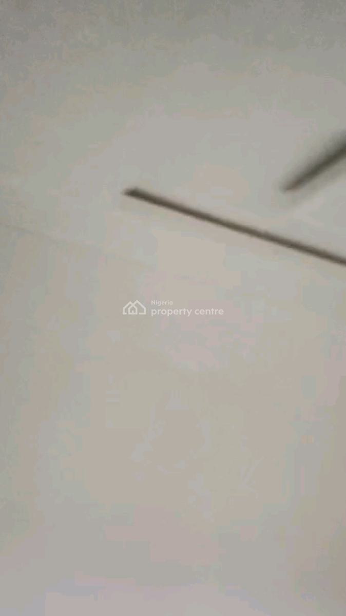 Standard N Executive  Mini Flat, Jebba Street, Adekunle, Yaba, Lagos, Mini Flat (room and Parlour) for Rent