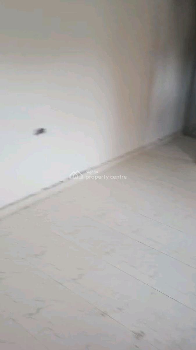 Standard N Executive  Mini Flat, Jebba Street, Adekunle, Yaba, Lagos, Mini Flat (room and Parlour) for Rent