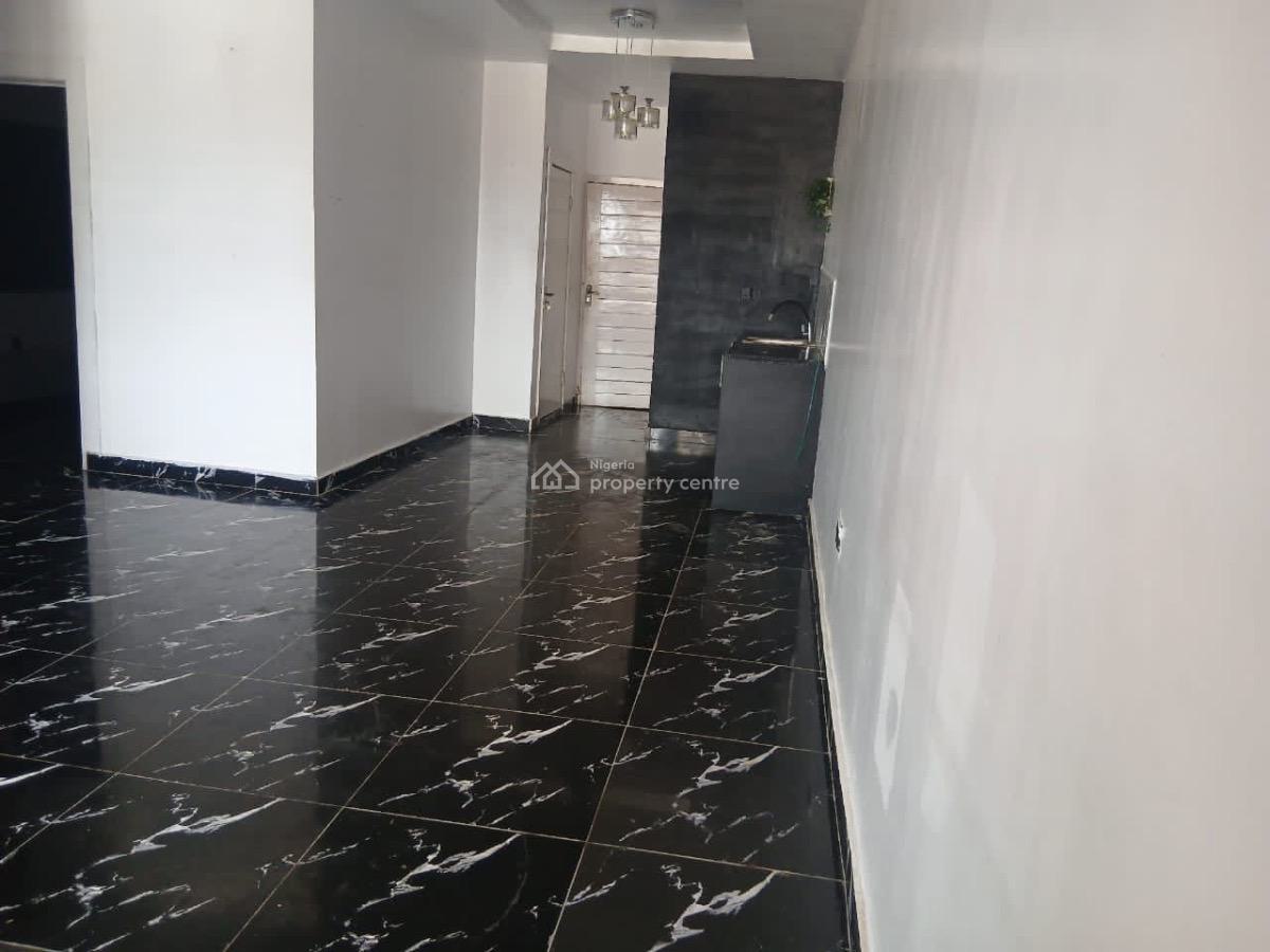 2-bedroom Apartment in an Estate at Osapa London, Osapa, Lekki, Lagos, Flat / Apartment for Rent