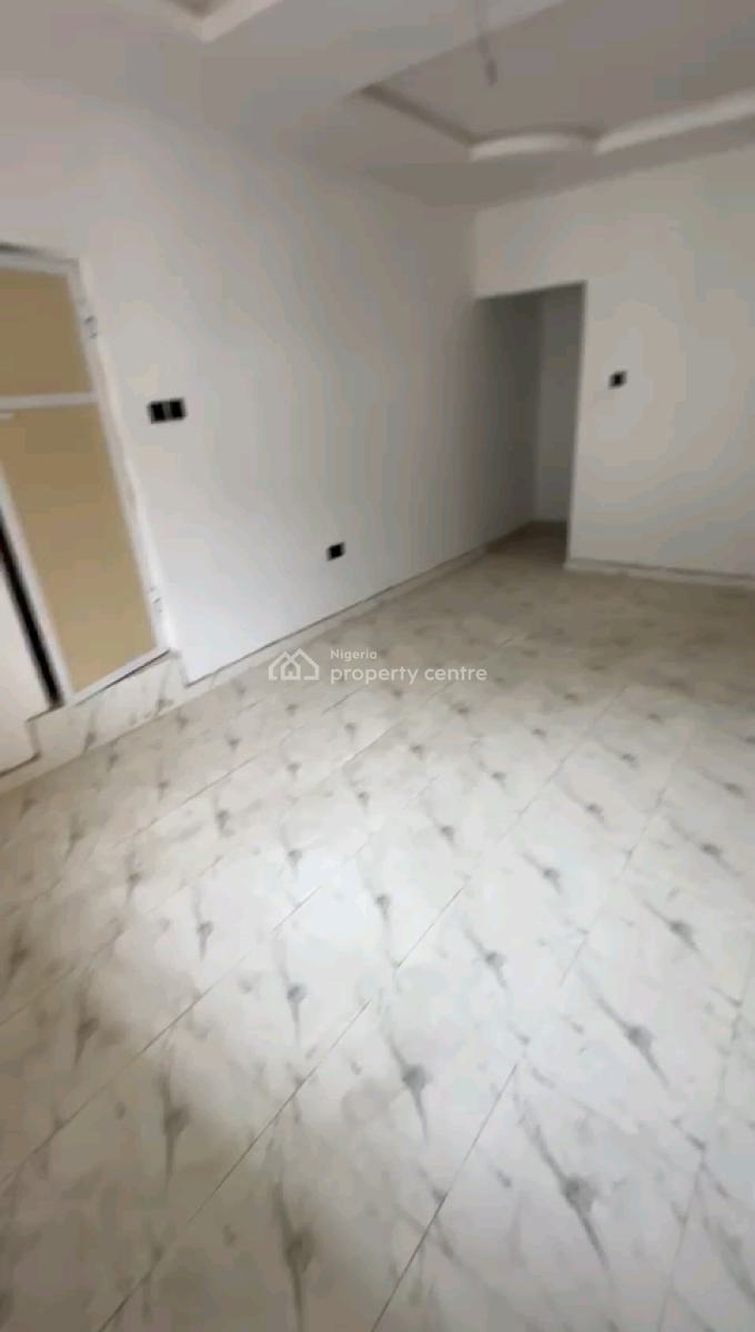 a Standard and Spacious Roomself Contain, Upstairs & Groundfloor, Off Pedro Road, Shomolu, Lagos, Self Contain (single Rooms) for Rent