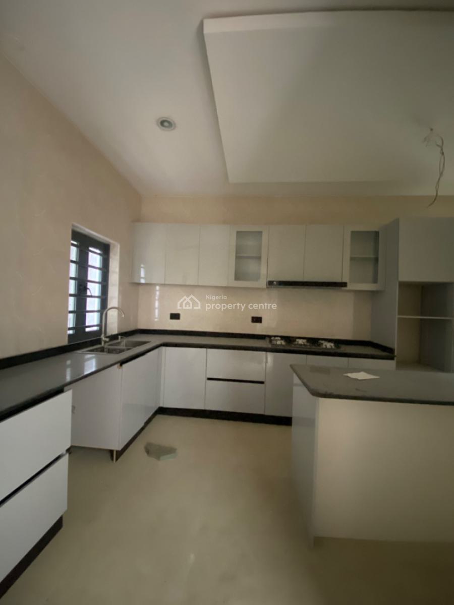 3 Bedroom Apartment Available, Lekki Phase 1, Lekki, Lagos, Flat / Apartment for Sale