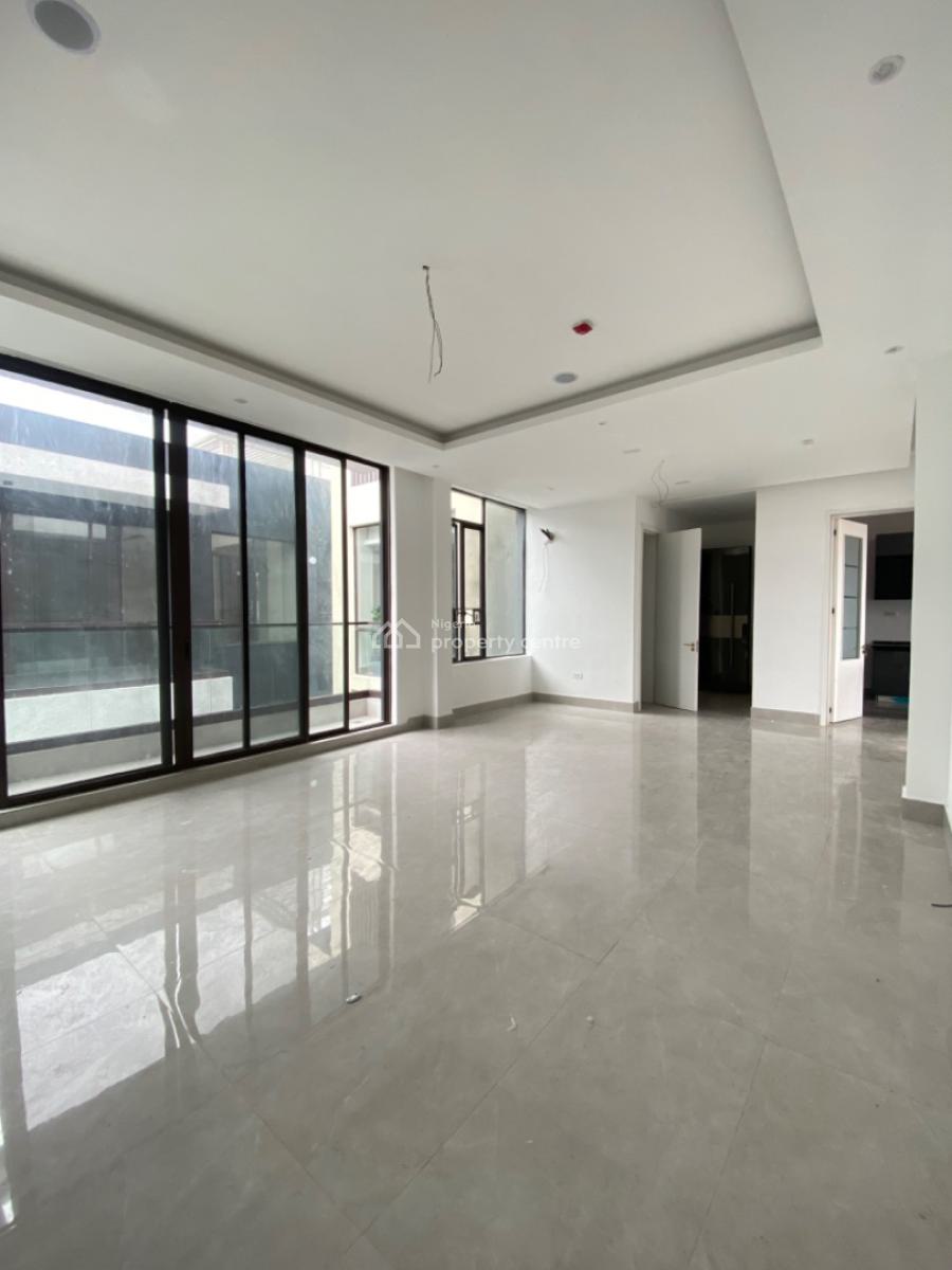 Luxurious 3 Bedroom Apartment, Lekki Phase 1, Lekki, Lagos, Flat / Apartment for Rent