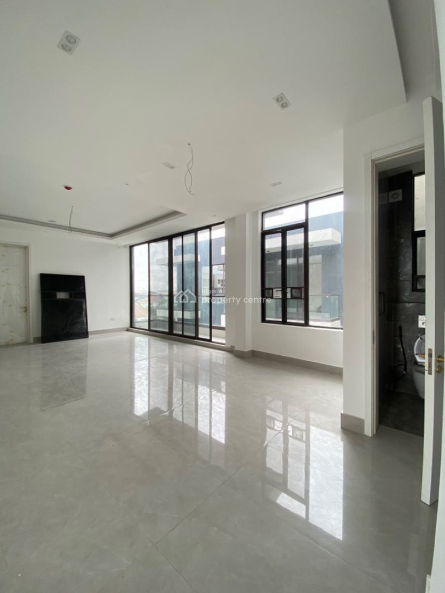 Luxurious 3 Bedroom Apartment, Lekki Phase 1, Lekki, Lagos, Flat / Apartment for Rent