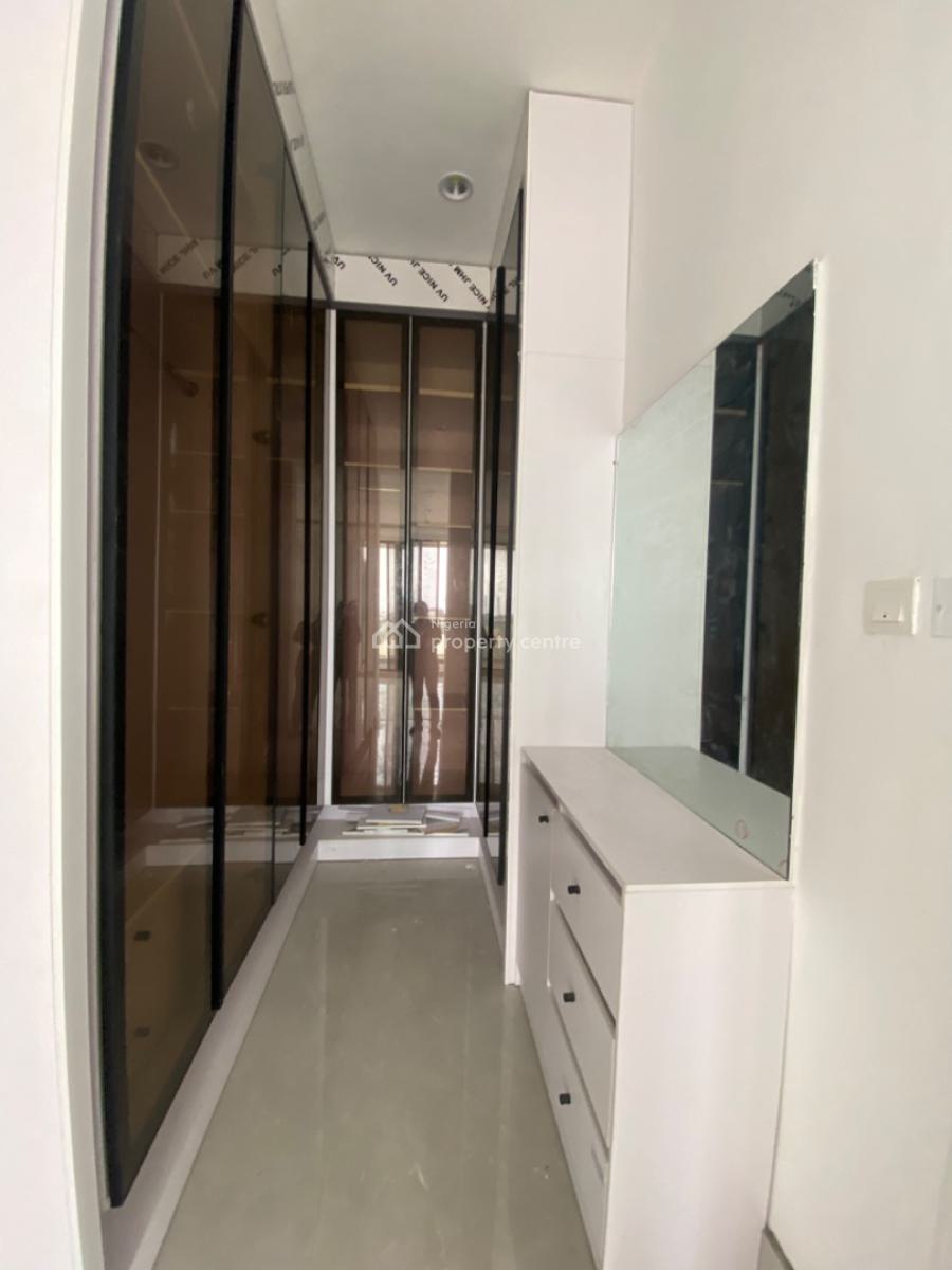 Luxurious 3 Bedroom Apartment, Lekki Phase 1, Lekki, Lagos, Flat / Apartment for Rent