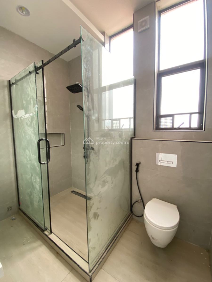 Luxurious 3 Bedroom Apartment, Lekki Phase 1, Lekki, Lagos, Flat / Apartment for Rent