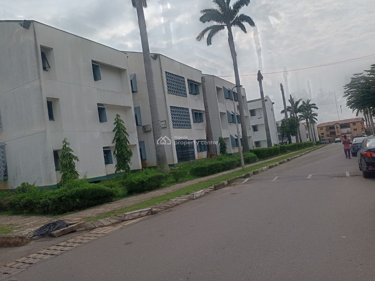 3 Bedroom Flat with 1 Room Bq, Cbn Senior Staff Quarters, Garki, Abuja, Block of Flats for Sale