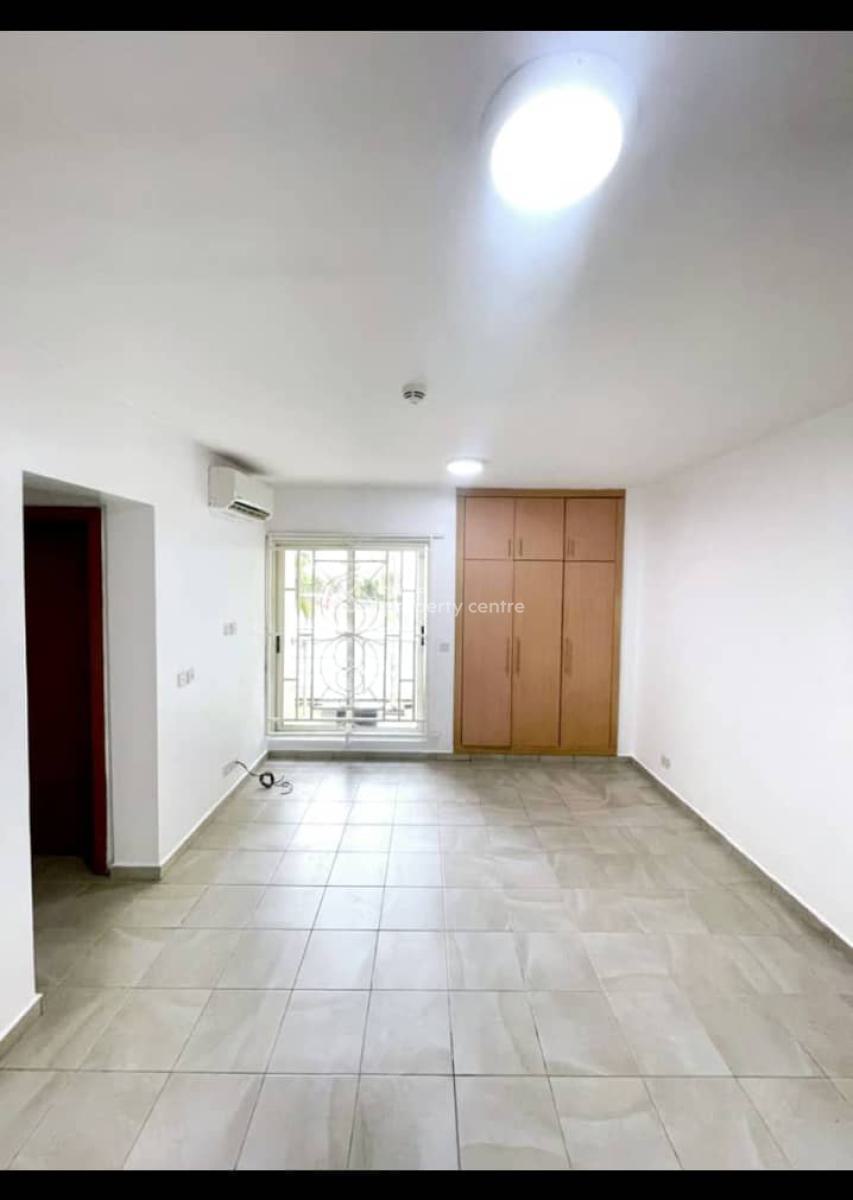 3 Bedroom Flat with a Bq on Ground Floor, Oniru, Victoria Island (vi), Lagos, Flat / Apartment for Sale