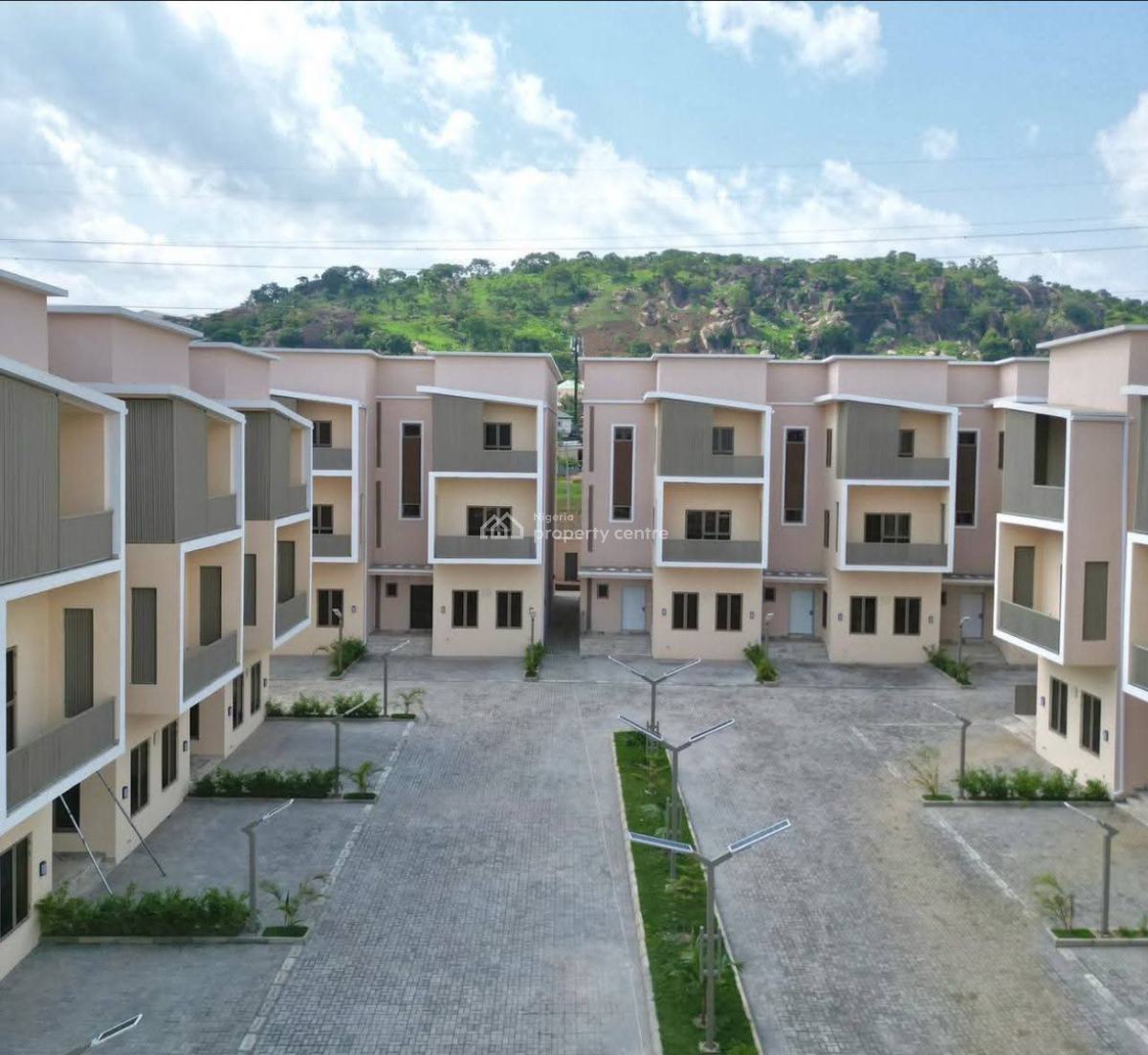 Lovely 4 Bedroom Terrace, Dawaki, Gwarinpa, Abuja, Terraced Duplex for Sale