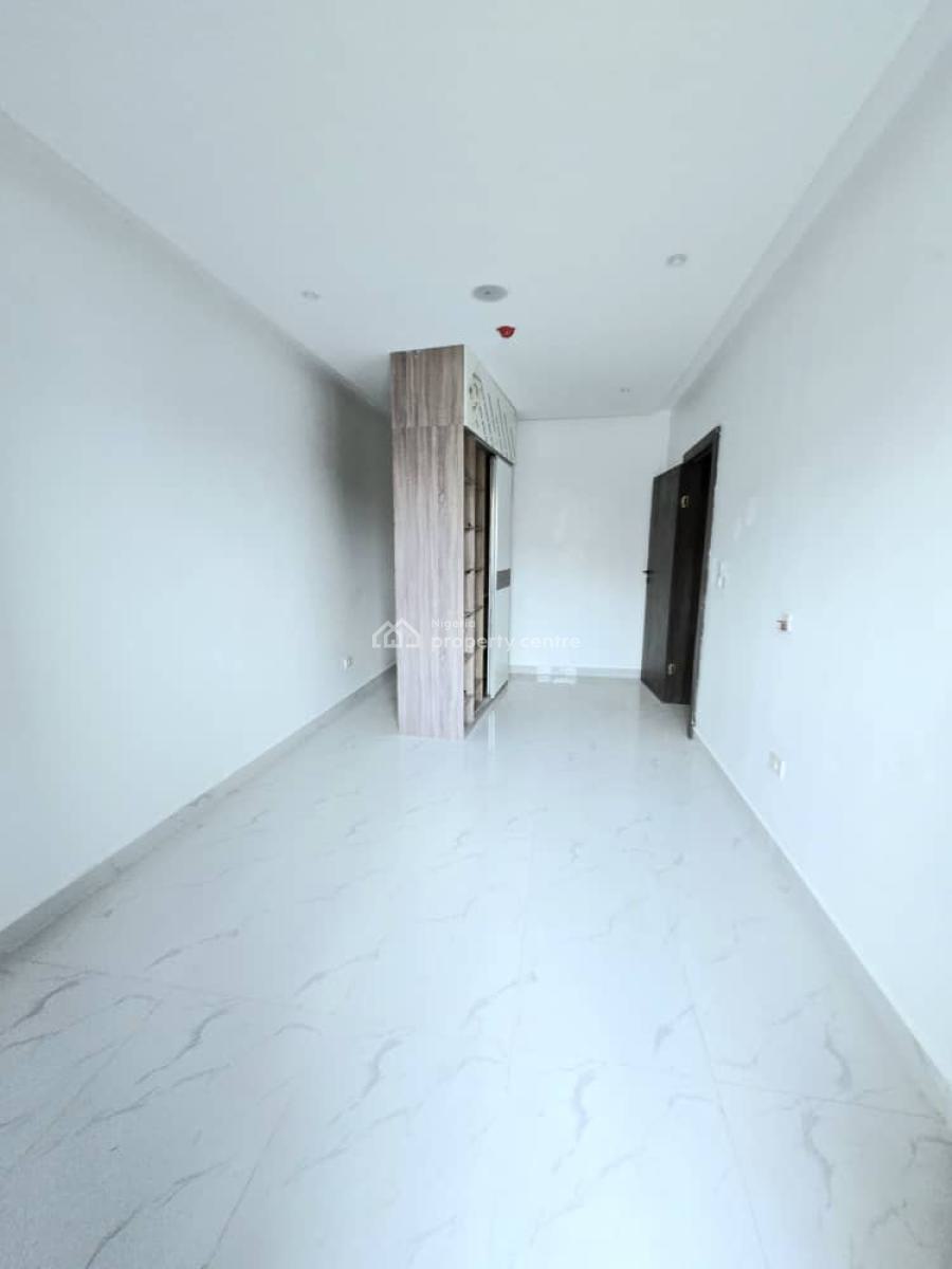 This Luxurious 4 Bedroom Terraced Duplex, Lekki Phase 1, Lekki, Lagos, Terraced Duplex for Sale