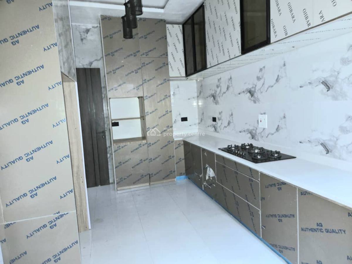 This Luxurious 4 Bedroom Terraced Duplex, Lekki Phase 1, Lekki, Lagos, Terraced Duplex for Sale