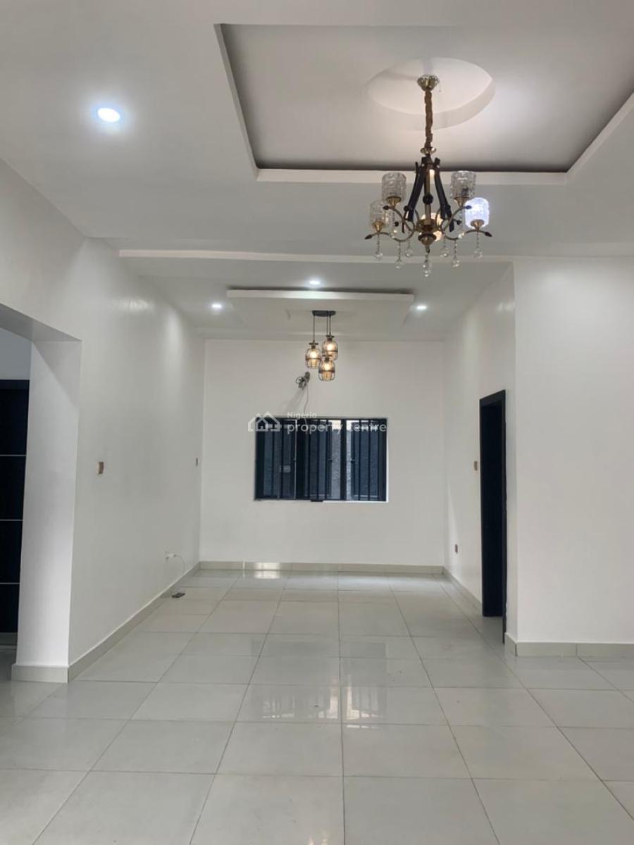 Spacious Serviced 2 Bedroom Apartment Within a Secured Environment, Ikate, Lekki, Lagos, Flat / Apartment for Rent