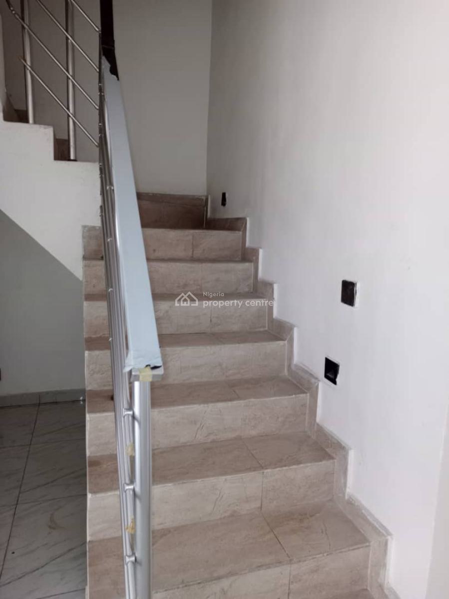 Serviced 4 Bedroom Duplex, Abraham Adesanya, Ogombo, Ajah, Lagos, Terraced Duplex for Rent