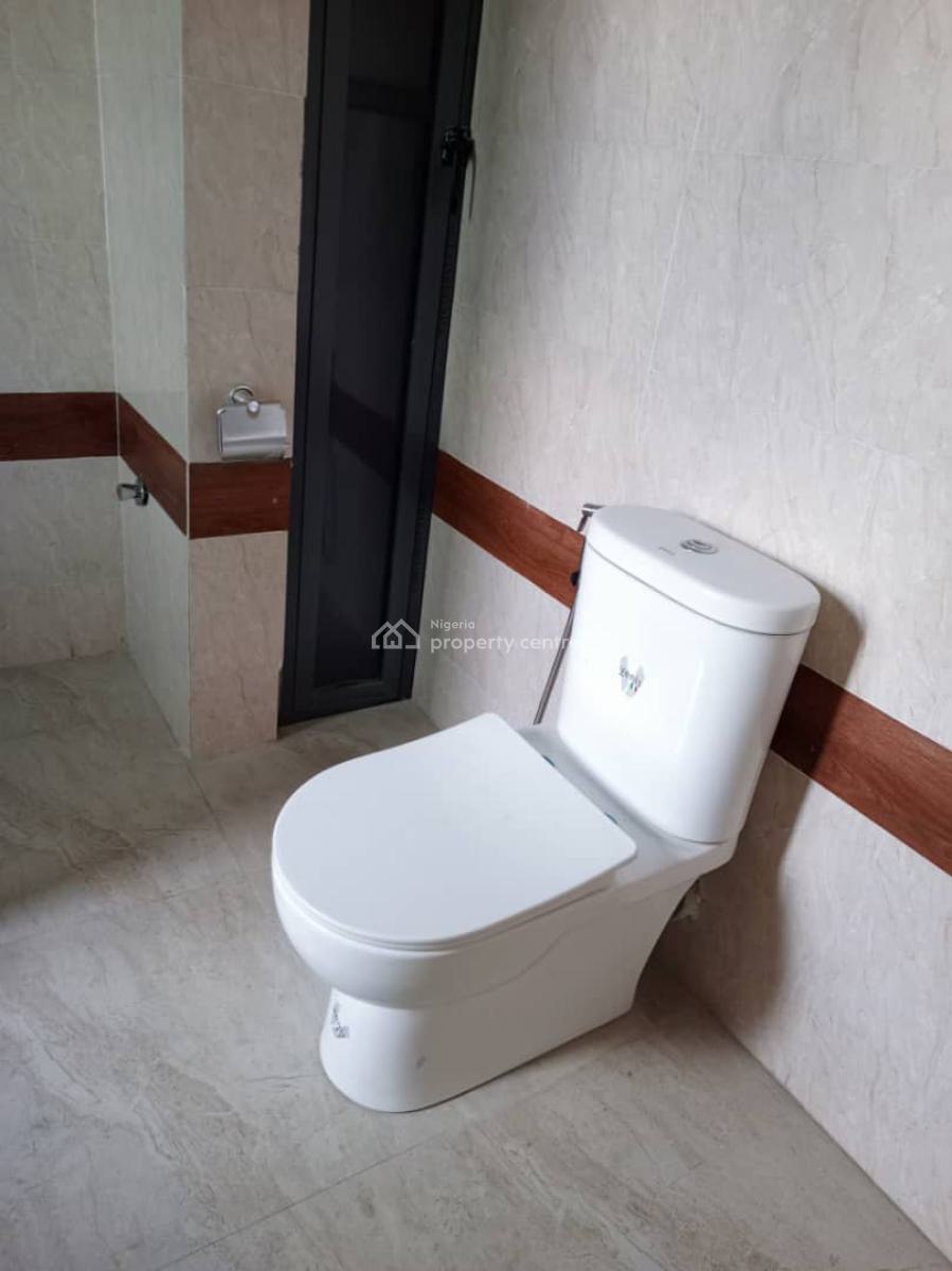 Serviced 4 Bedroom Duplex, Abraham Adesanya, Ogombo, Ajah, Lagos, Terraced Duplex for Rent