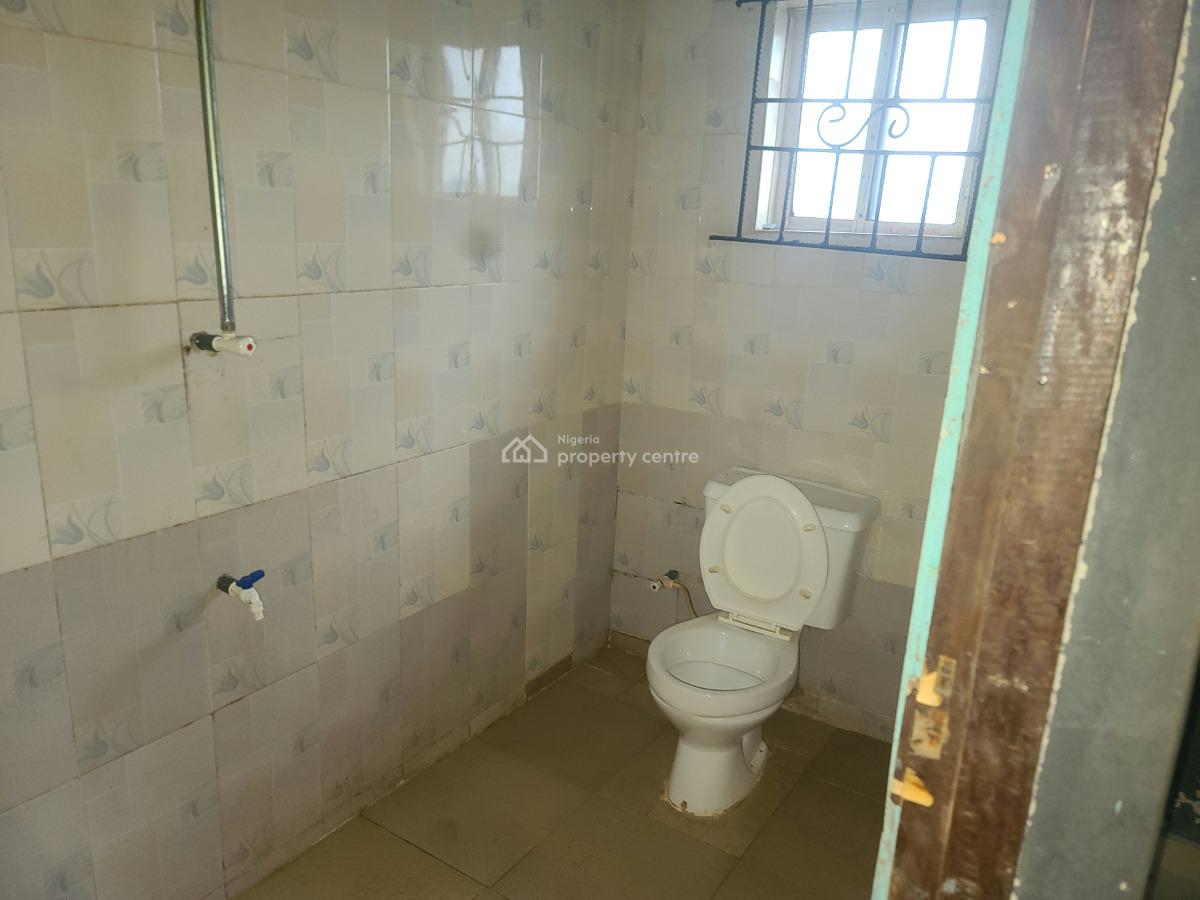 3 Bedroom Flat Upstairs, Laara, Igbe, Ikorodu, Lagos, Flat / Apartment for Rent