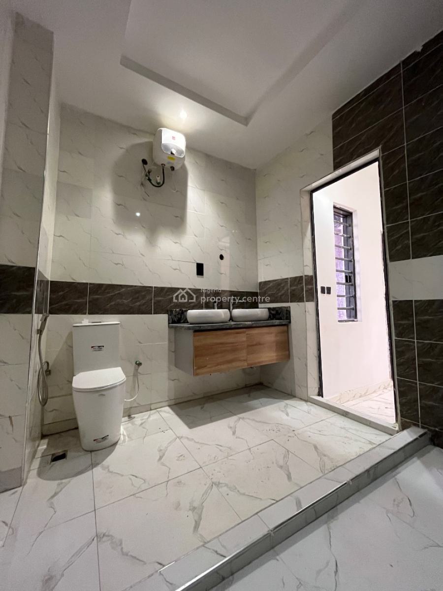 Deluxe 3 Bedroom Detached Duplex with Bq, Olowora, Magodo, Lagos, Detached Duplex for Sale