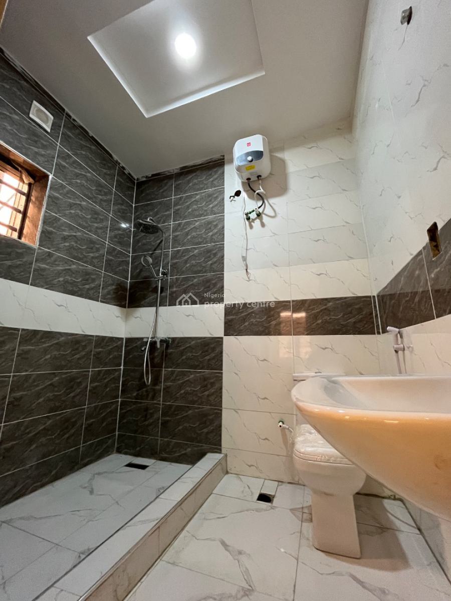 Deluxe 3 Bedroom Detached Duplex with Bq, Olowora, Magodo, Lagos, Detached Duplex for Sale
