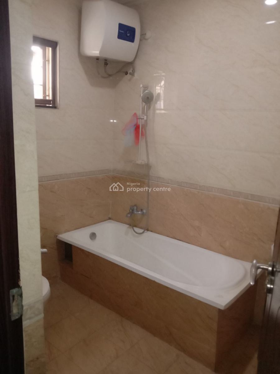 Luxury Three Bedrooms Flat, Opposite Maitama Flyover Bridge, Katampe (main), Katampe, Abuja, Flat / Apartment for Rent