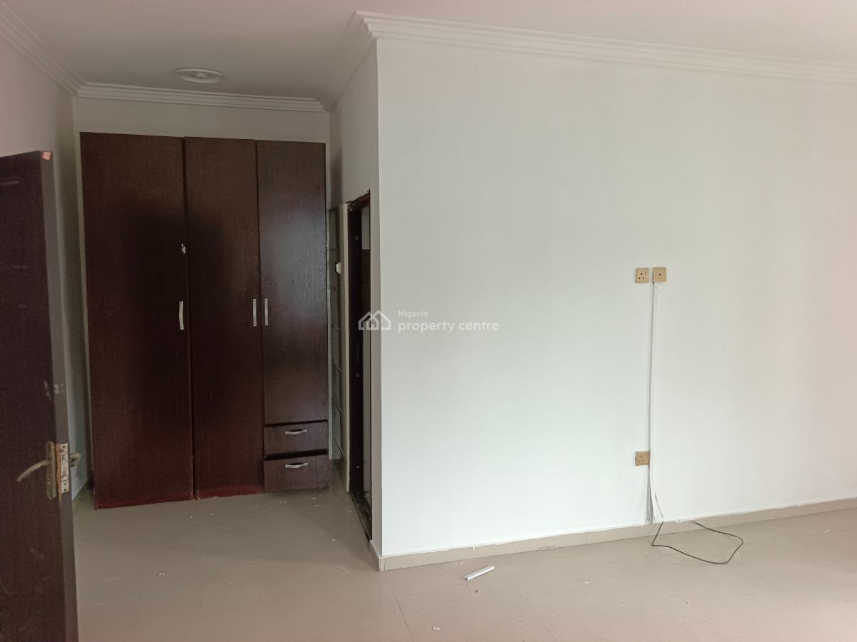 Very Spacious Self Contain, Osapa, Lekki, Lagos, Self Contain (single Rooms) for Rent