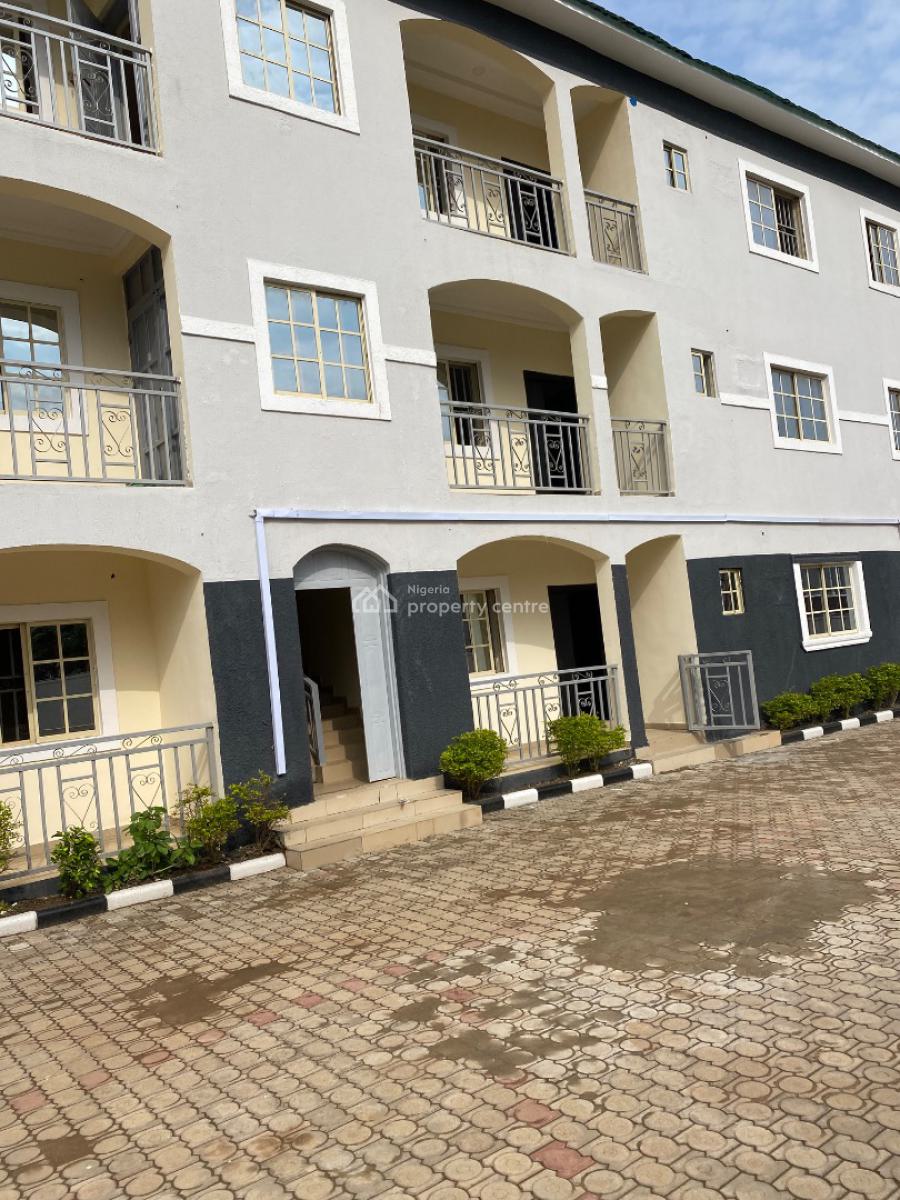 Luxury Three Bedroom Block of Flat, News Engineering, Dawaki, Gwarinpa, Abuja, Flat / Apartment for Rent