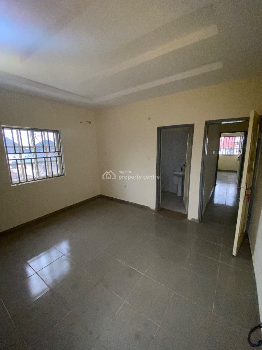 Luxury Three Bedroom Block of Flat, News Engineering, Dawaki, Gwarinpa, Abuja, Flat / Apartment for Rent