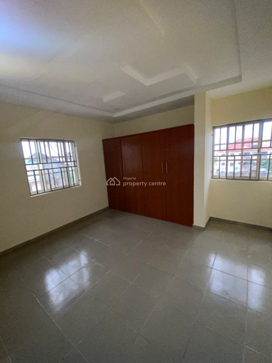 Luxury Three Bedroom Block of Flat, News Engineering, Dawaki, Gwarinpa, Abuja, Flat / Apartment for Rent