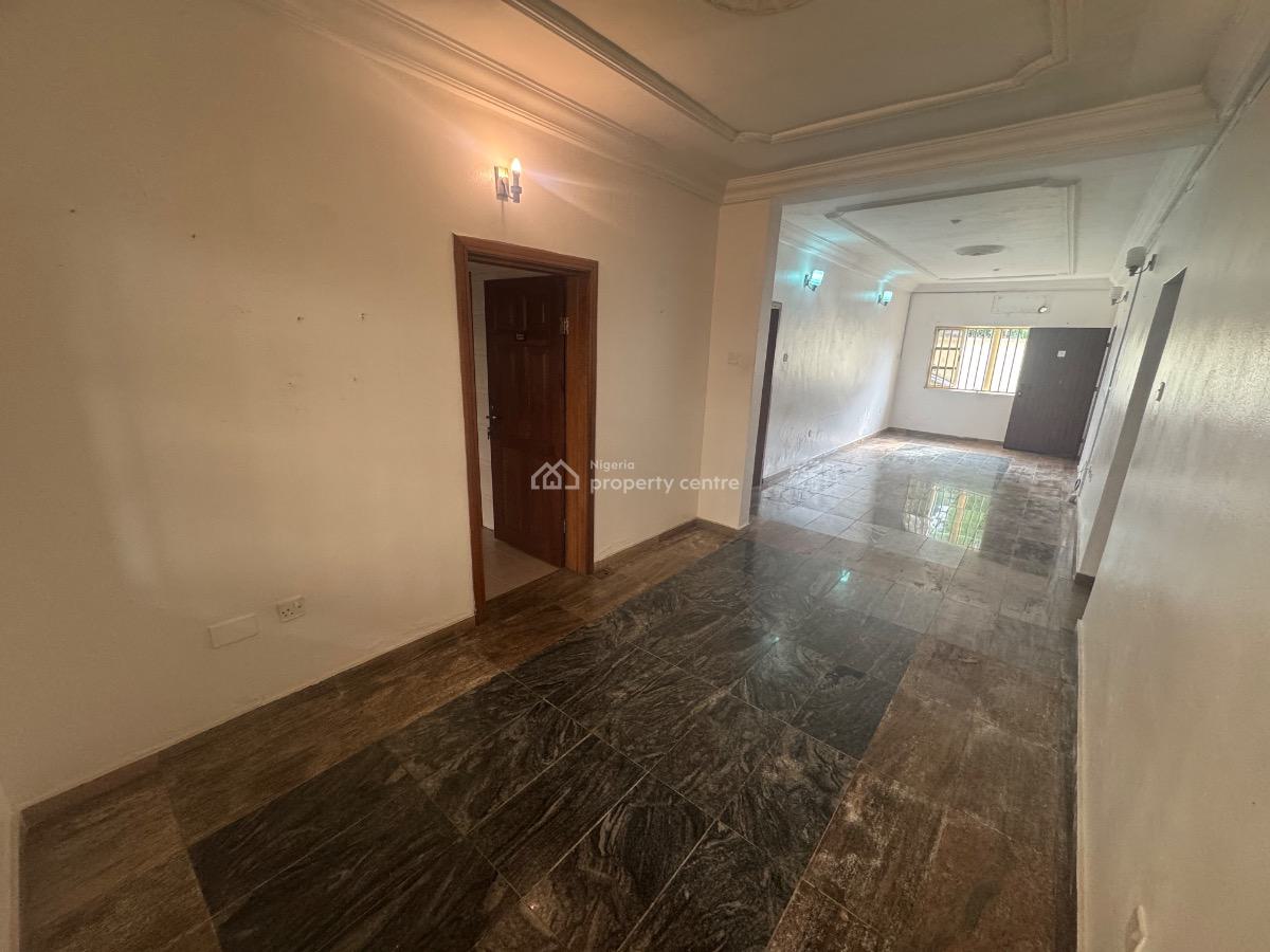 a Nice and Spacious 2 Bedroom Apartment, Close to Dowel College, Lekki Phase 1, Lekki, Lagos, Flat / Apartment for Rent