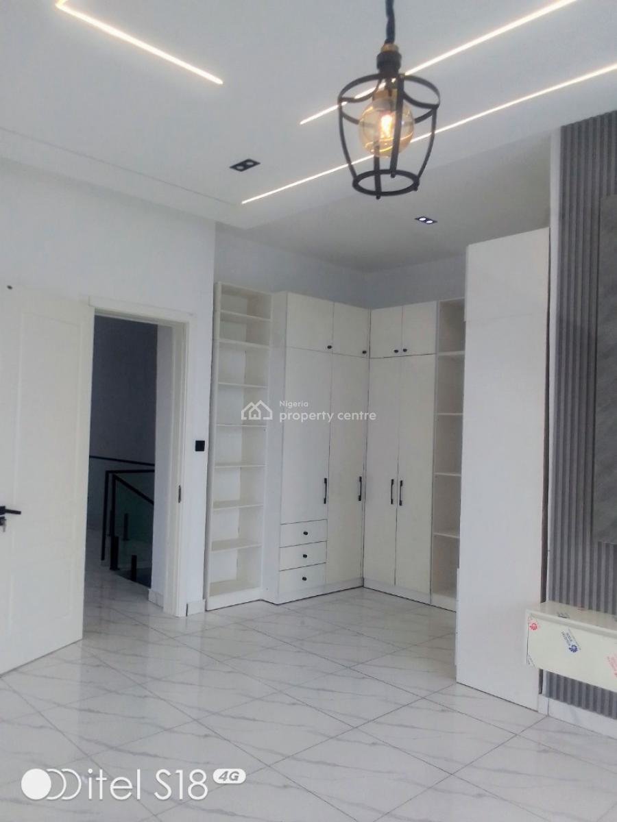 Contemporary Luxury Spacious 4 Bedroom Semi Detached Duplex, Atlantic Nominee Estate, Lbs, Lekki Phase 2, Lekki, Lagos, Semi-detached Duplex for Sale