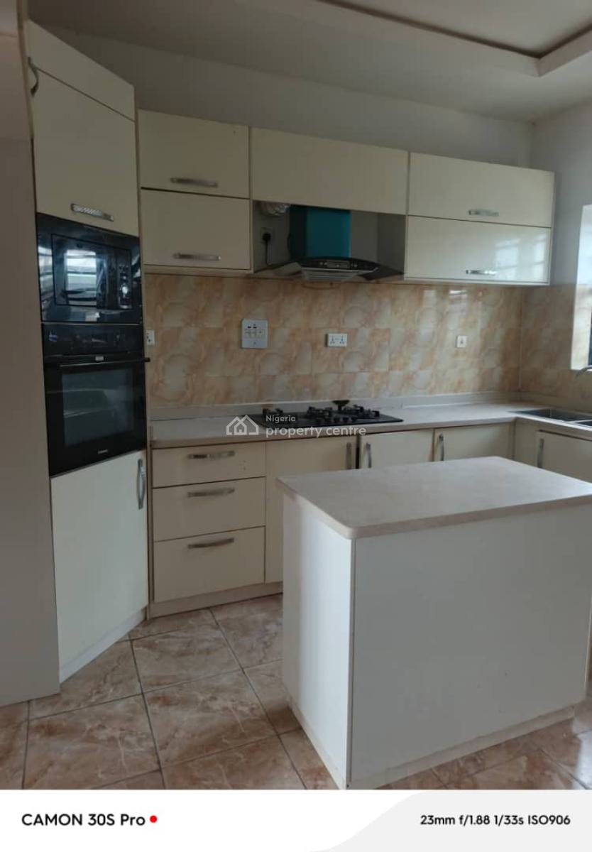 Spacious 4bedroom Terrace in a Secure Estate, Orchid, Lekki Phase 2, Lekki, Lagos, Terraced Duplex for Rent