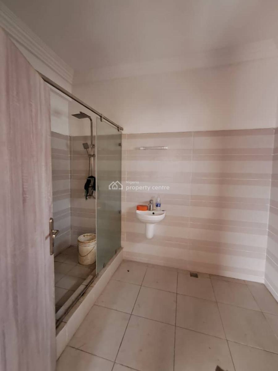 Relatively New 3-bedroom Terrace with Excellent Facilities, New Road Alpha Beach Chevron, Lekki, Lagos, Terraced Duplex for Rent
