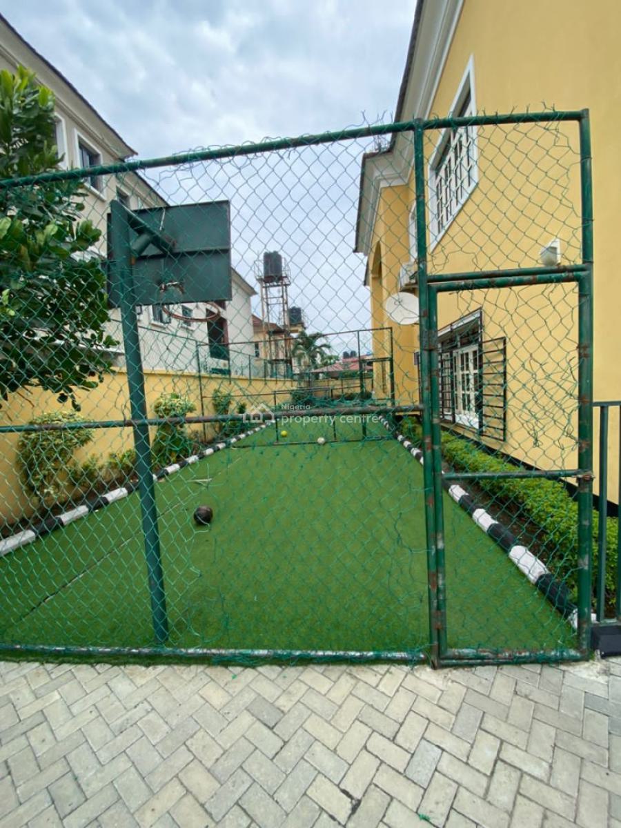Luxury and Spacious 5 Bedroom Detached House with 2 Rooms Bq, Lekki Phase 1 Lagos, Lekki, Lagos, Detached Duplex for Rent