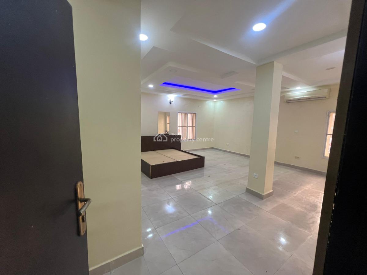 5 Bedroom Fully Detached Duplex with 2 Rooms Bq, Suncity Estate, Galadimawa, Abuja, House for Sale