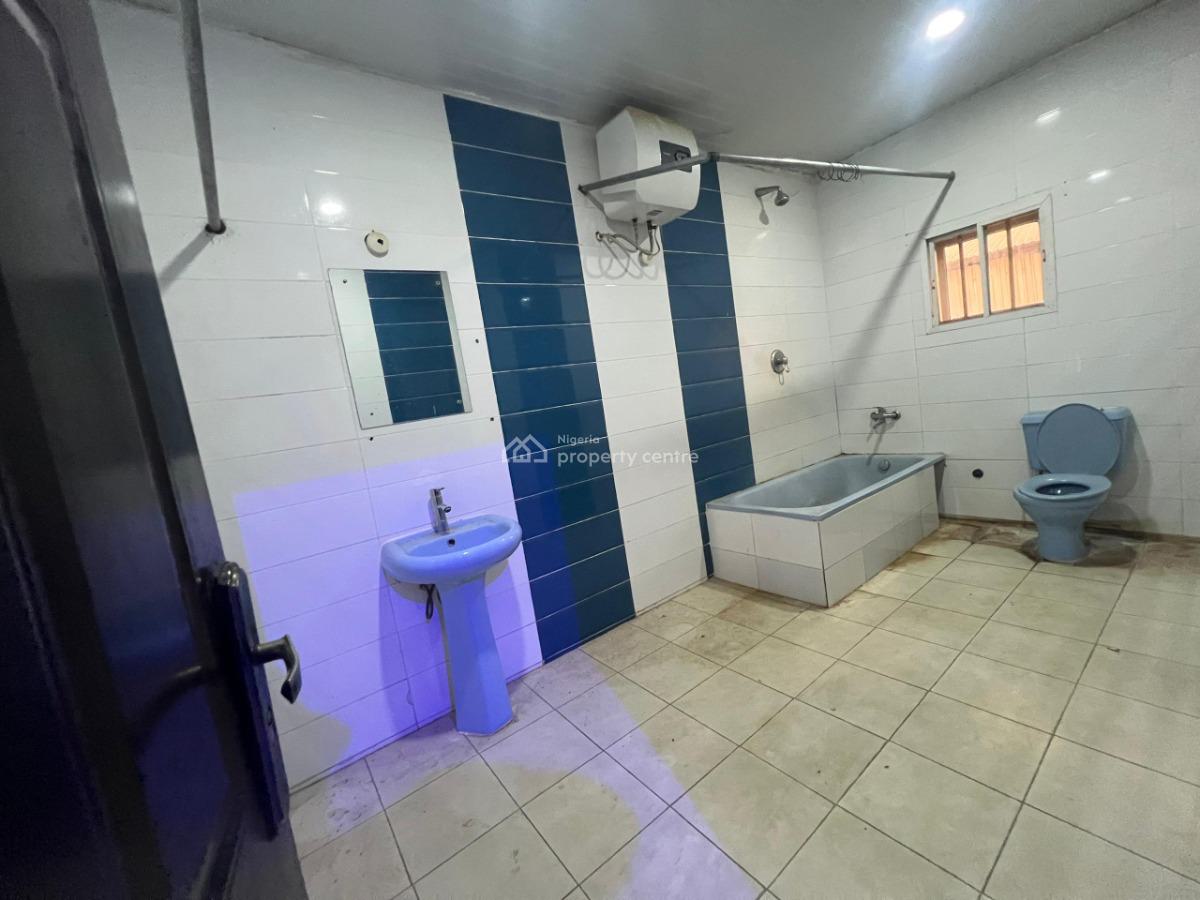 5 Bedroom Fully Detached Duplex with 2 Rooms Bq, Suncity Estate, Galadimawa, Abuja, House for Sale