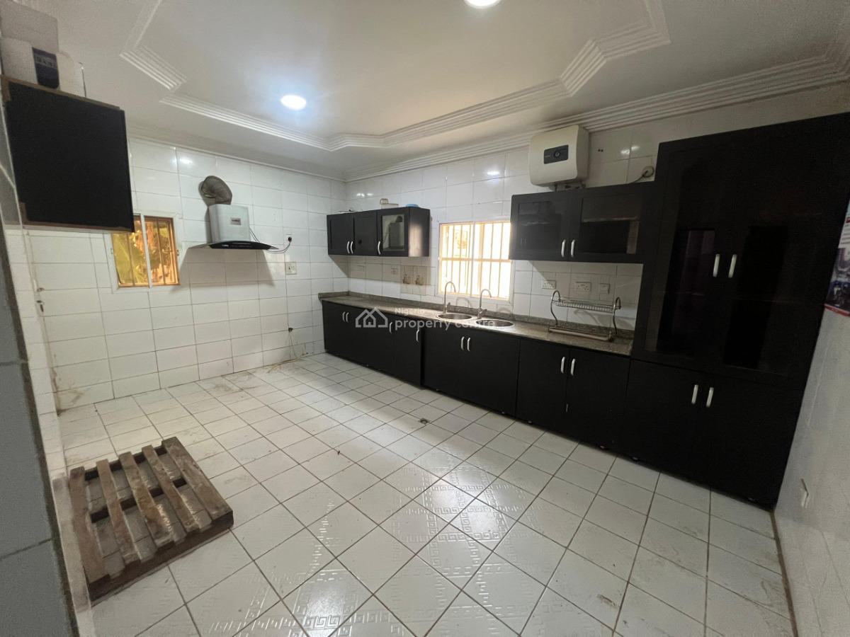 5 Bedroom Fully Detached Duplex with 2 Rooms Bq, Suncity Estate, Galadimawa, Abuja, House for Sale