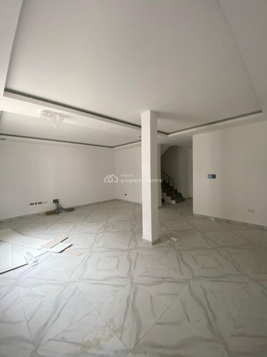 Elegant 4-bedroom Semi-detached Duplex, Ikota, Lekki, Lagos, Semi-detached Duplex for Sale