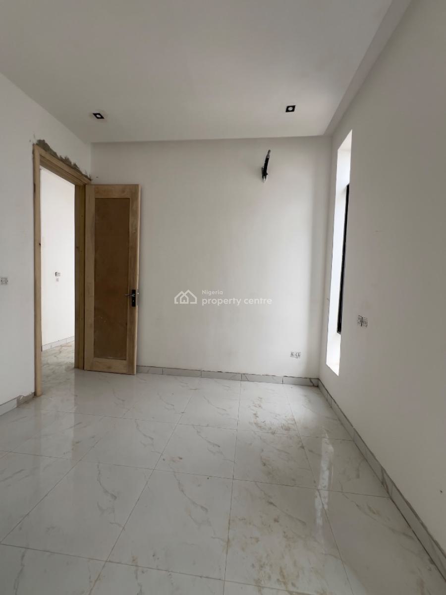Well Built 4 Bedroom Semi Detached Duplex, Orchid Road, Lekki, Lagos, Semi-detached Duplex for Sale