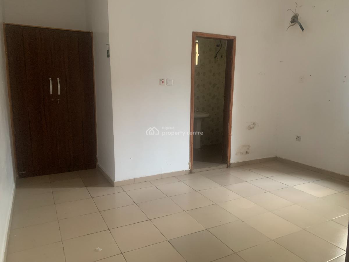 Tastefully Finished 2 Bedroom Upstairs with Dinning, Prepaid Meter, Abijo, Olive Garden Estate, Ajah, Lagos, Flat / Apartment for Rent