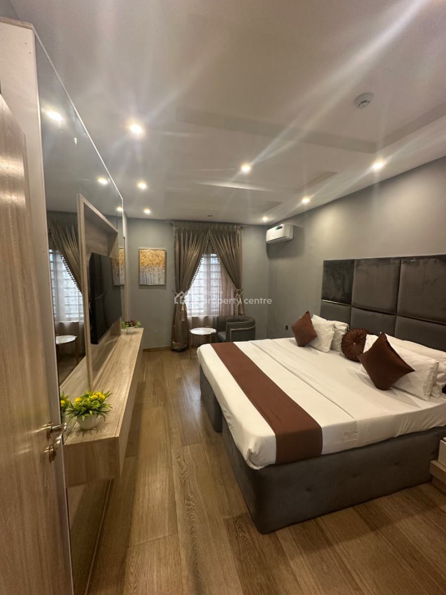 Nice 2 Bedroom  Apartment, Ikeja Gra, Ikeja, Lagos, Flat / Apartment Short Let