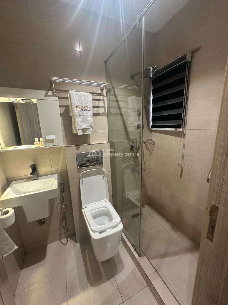 Nice 2 Bedroom  Apartment, Ikeja Gra, Ikeja, Lagos, Flat / Apartment Short Let