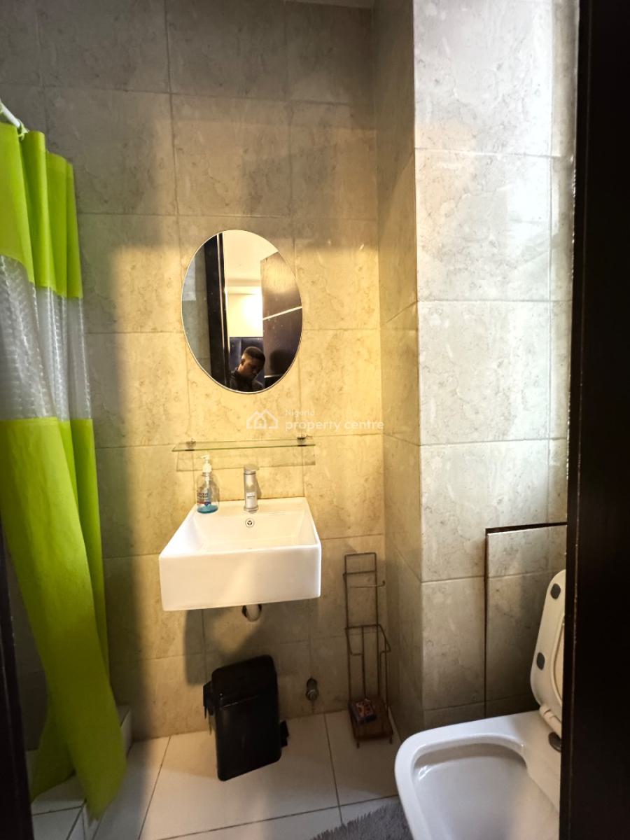 Beautiful 2bedroom Apartment, Kusenla Road, Lekki, Lagos, Block of Flats for Sale