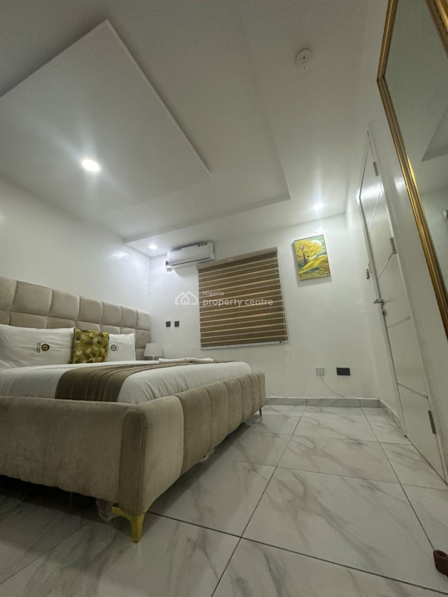 Beautiful 2 Bedroom Apartment, Ikeja Gra, Ikeja, Lagos, Flat / Apartment Short Let